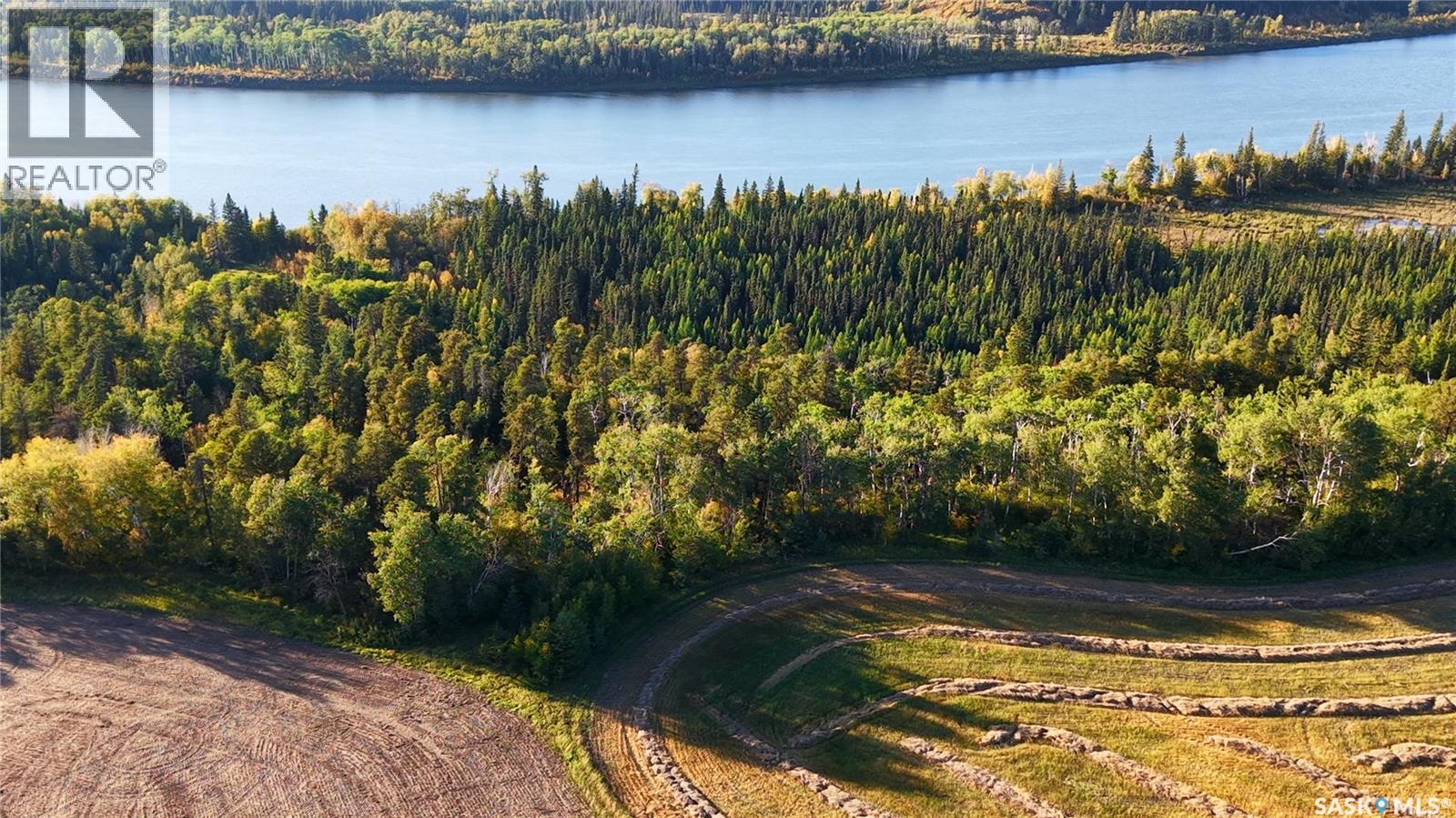 Waterfront land North-East of Nipawin photo 19
