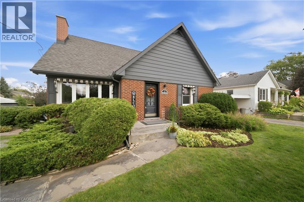 33 The Strand Avenue, Brantford, Ontario  N3R 1Z2 - Photo 2 - 40865059