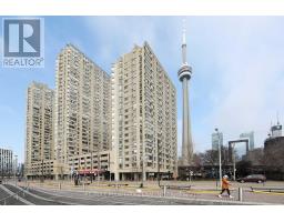 1702 - 250 QUEENS QUAY STREET W, Toronto, Ontario