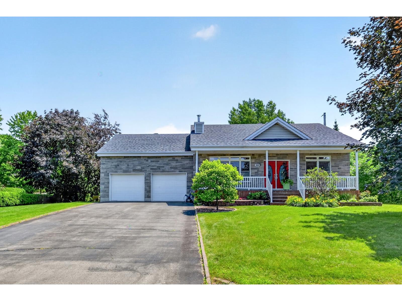 20 53e Avenue Notre-Dame-de-l'Île-Perrot Quebec Canada J7W0G6 3