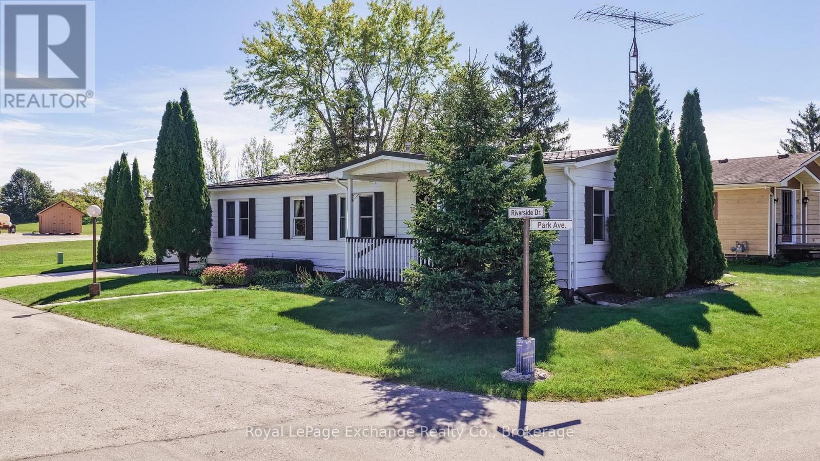 39724 Amberley Road, North Huron, Ontario  N0G 2W0 - Photo 3 - X13820762