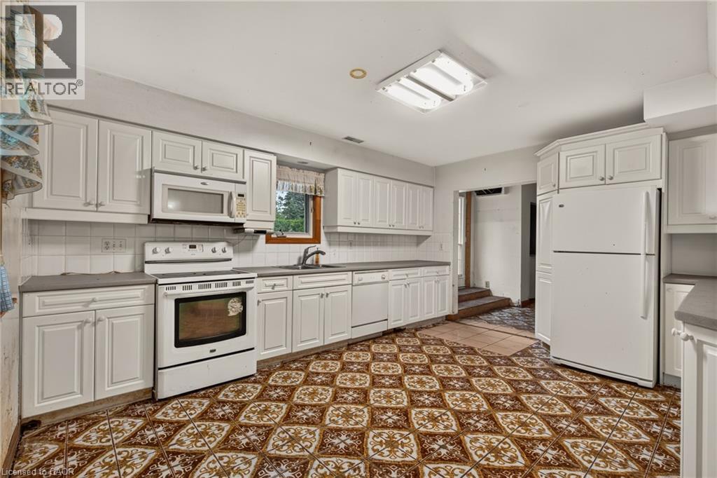 539 Enfield Road, Burlington, Ontario  L7T 2X5 - Photo 4 - 40865952