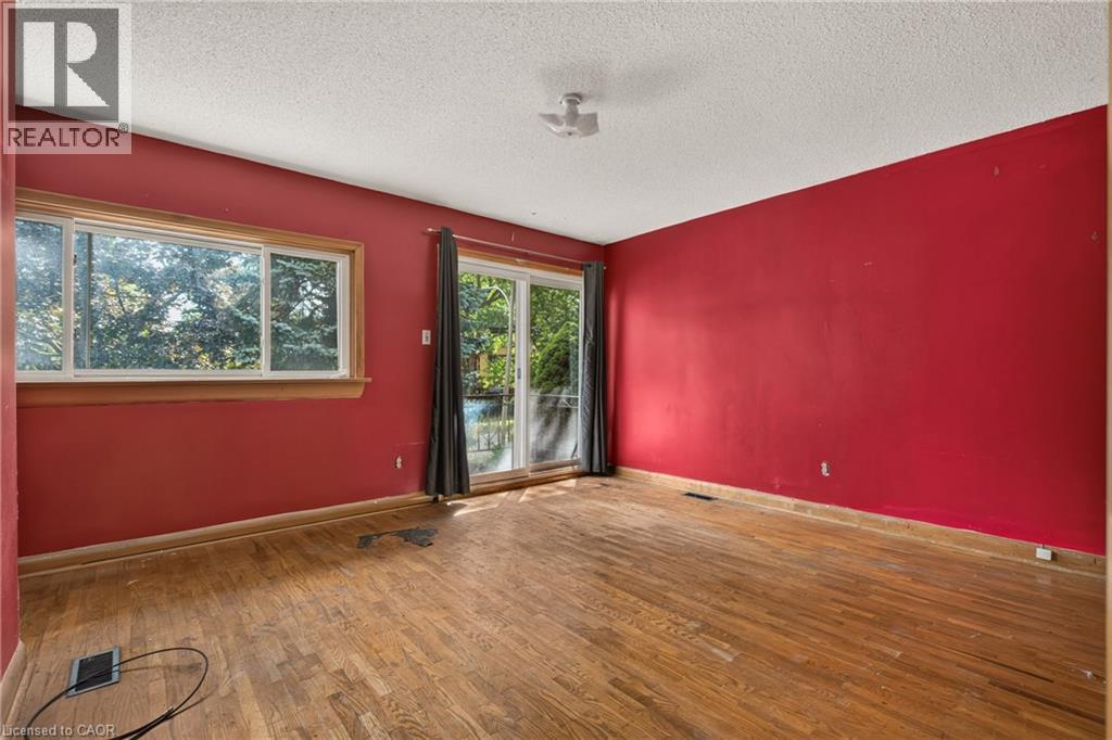 539 Enfield Road, Burlington, Ontario  L7T 2X5 - Photo 8 - 40865952