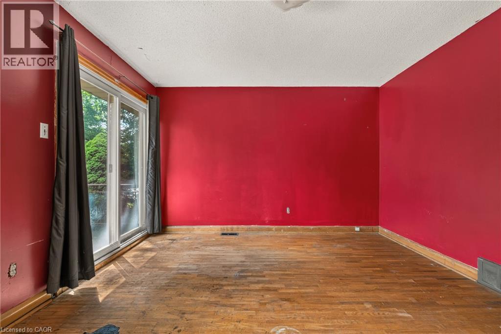 539 Enfield Road, Burlington, Ontario  L7T 2X5 - Photo 9 - 40865952