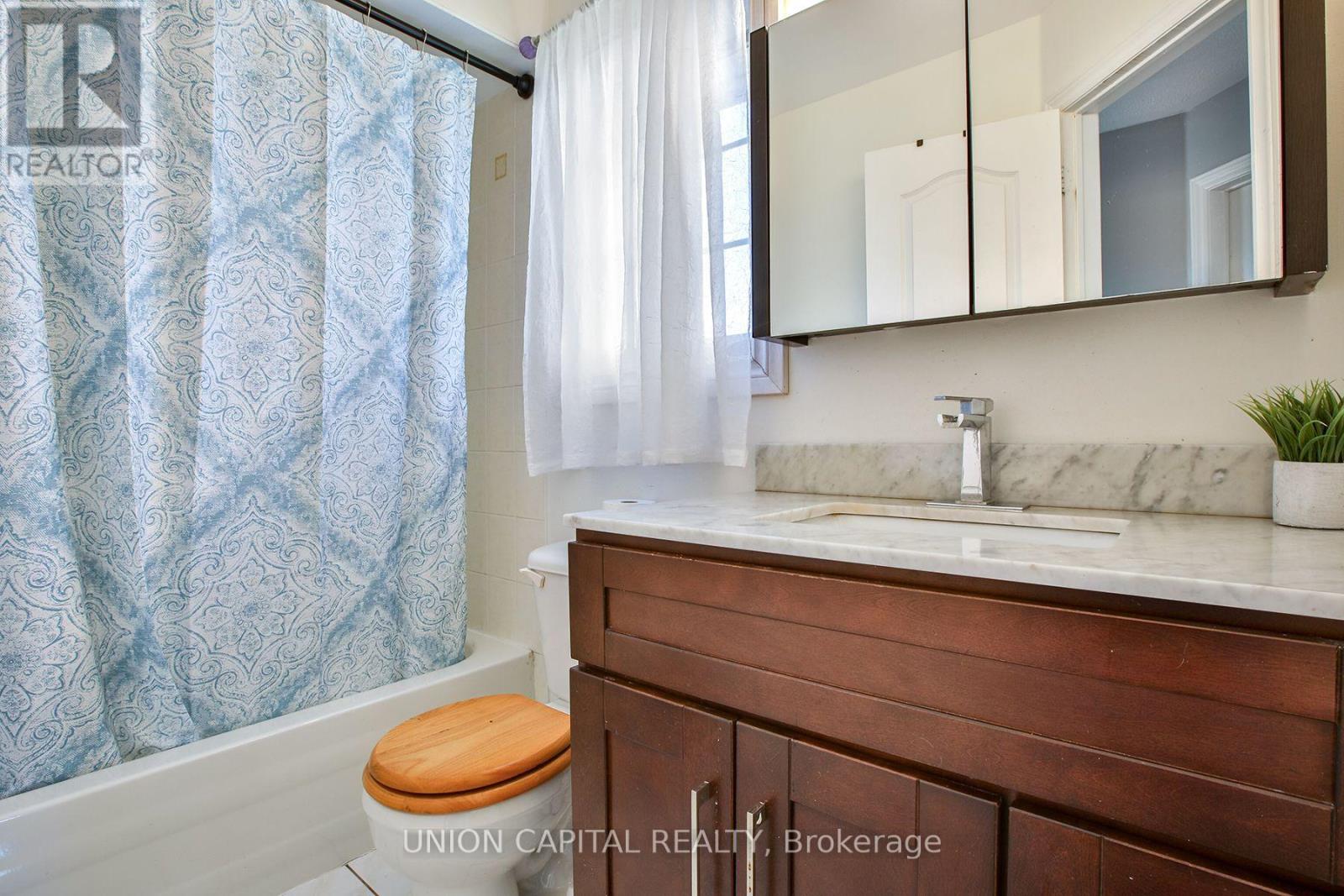 60 Wilkie Lane, Ajax, Ontario L1S 7S5 - Photo 22 - E13820796