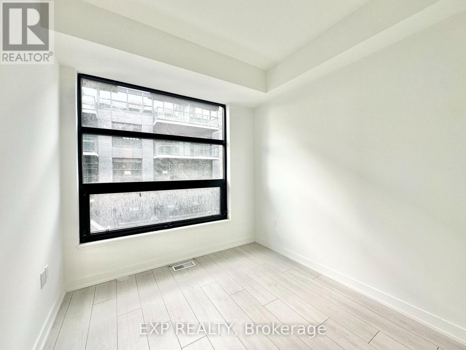 132c - 1612 Charles Street, Whitby, Ontario  L1N 0P3 - Photo 11 - E13820914