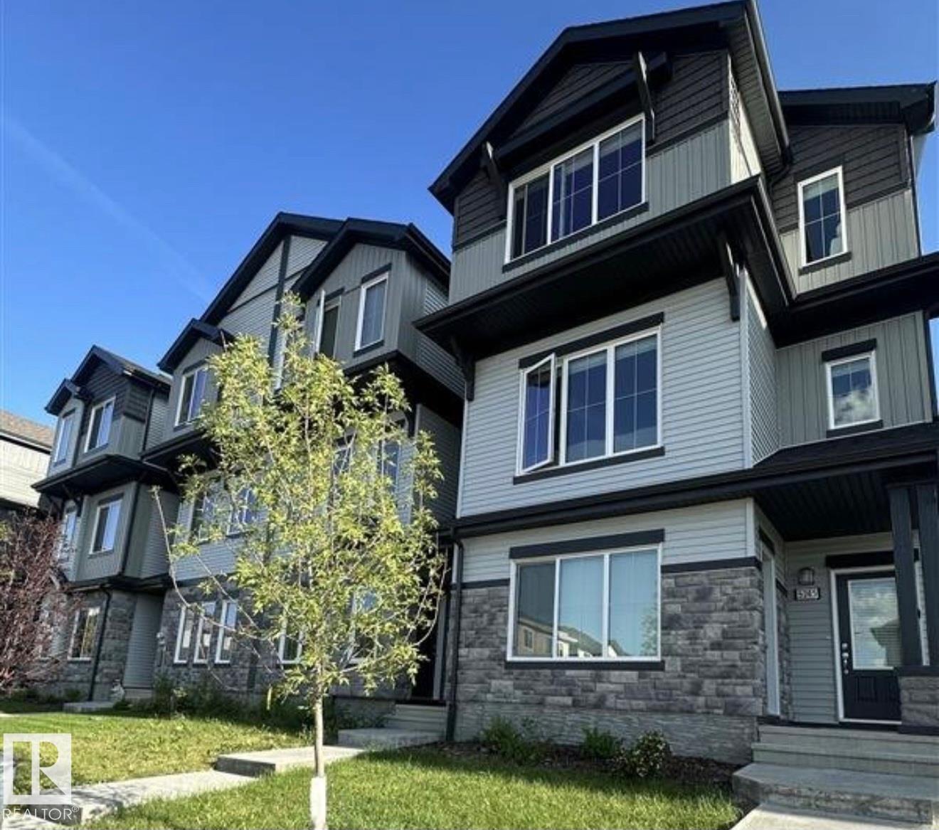 5239 - 5245 21A AV SW SW