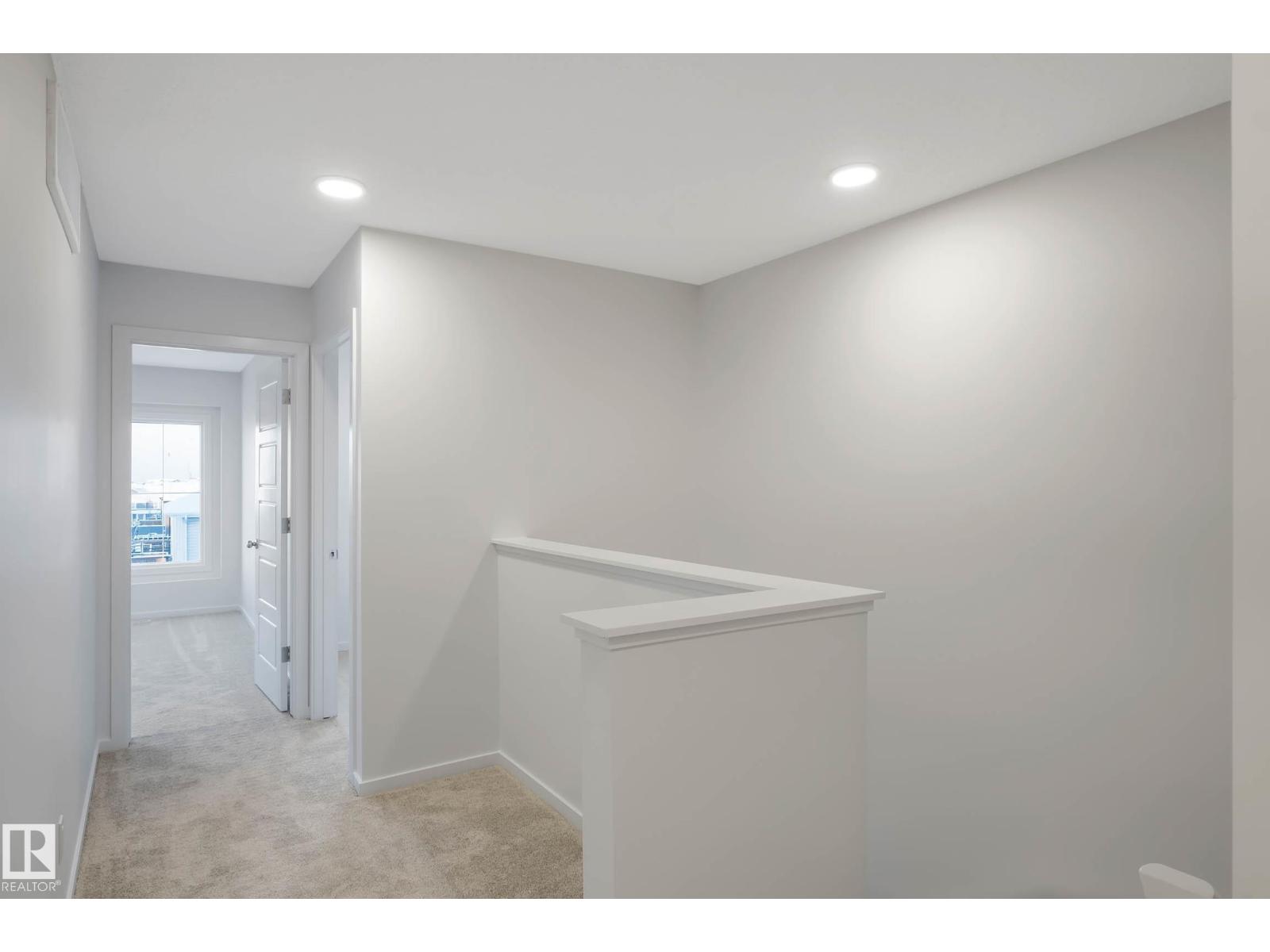 5239 - 5245 21A AV SW SW