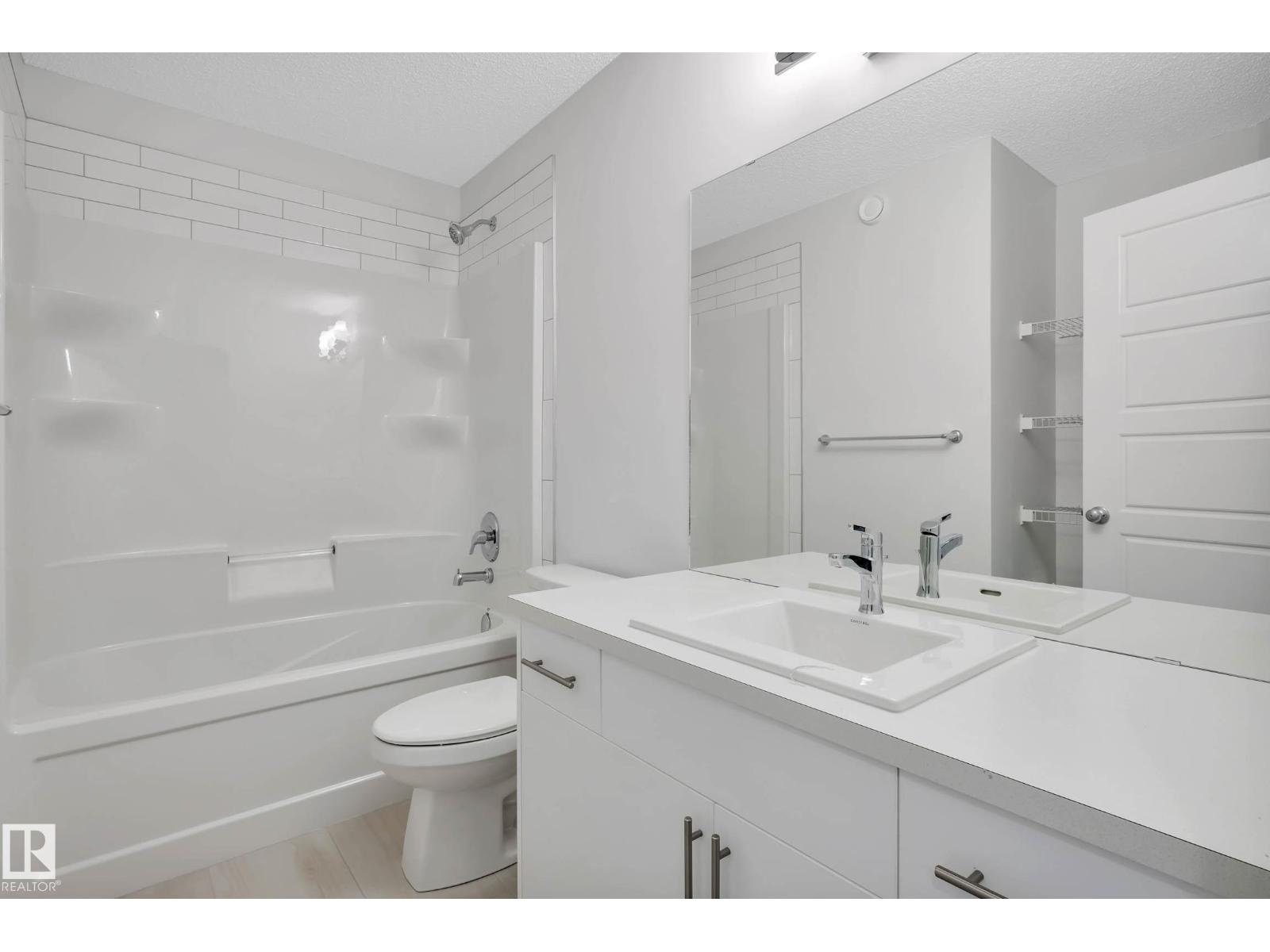 5239 - 5245 21A AV SW SW