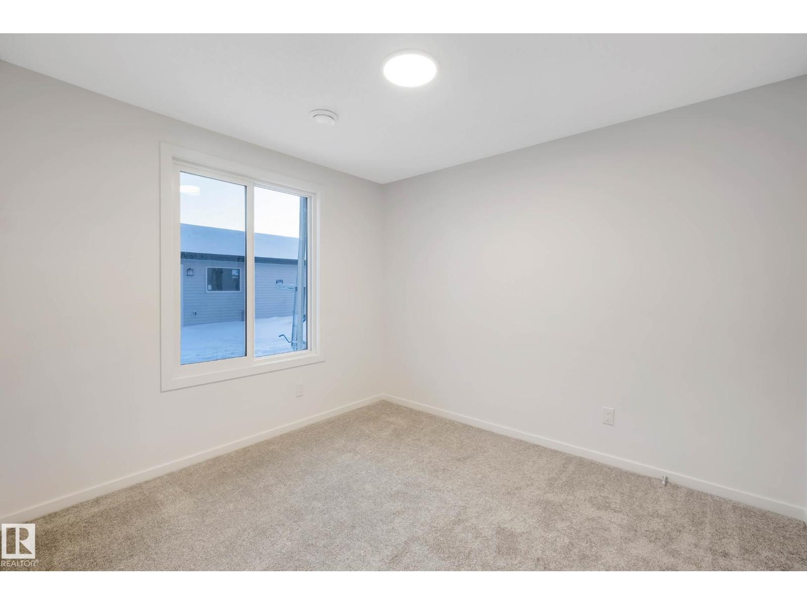 5239 - 5245 21A AV SW SW