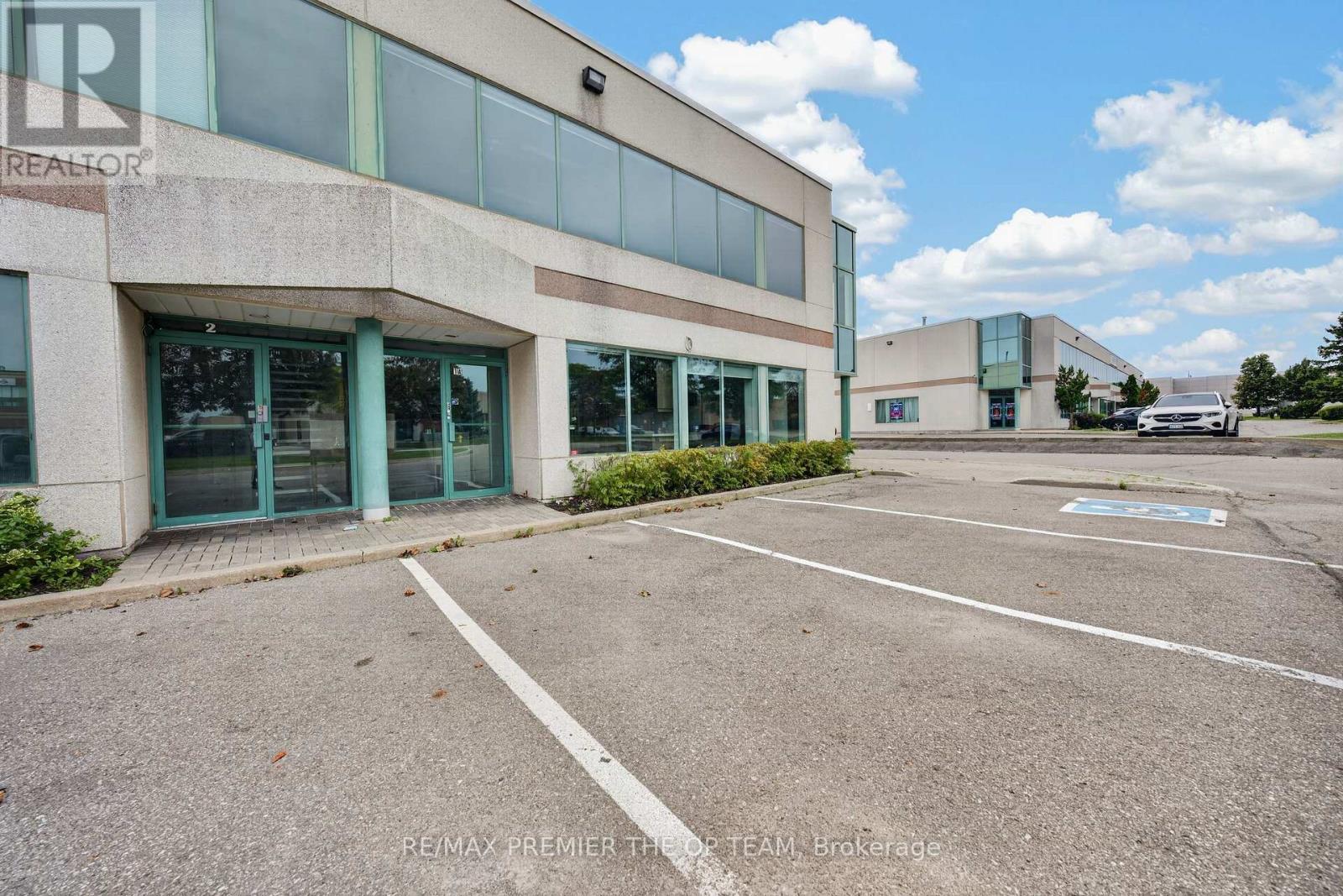 1 & 1a Upper - 2900 Langstaff Road, Vaughan, Ontario  L4K 4R9 - Photo 2 - N13820814