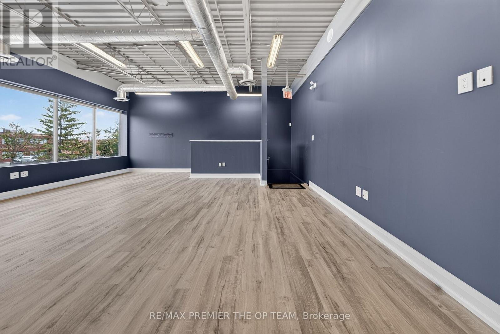 1 & 1a Upper - 2900 Langstaff Road, Vaughan, Ontario  L4K 4R9 - Photo 4 - N13820814