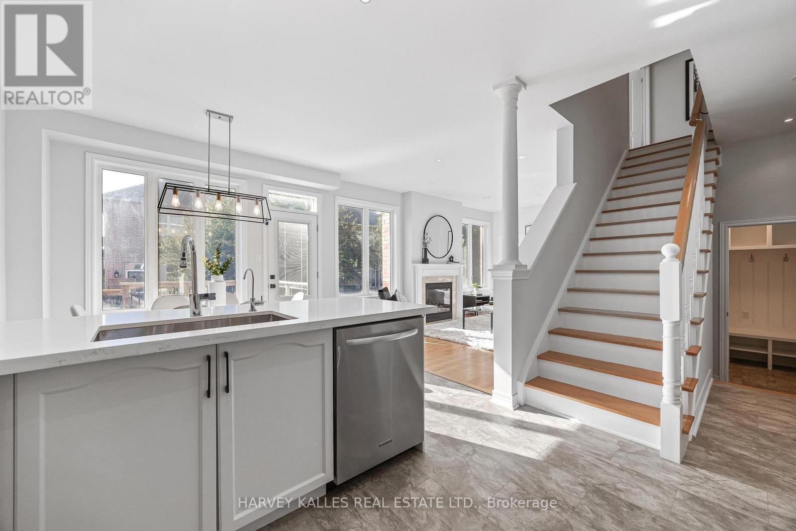 66 Horsedreamer Lane, Whitchurch-Stouffville, Ontario  L4A 0K7 - Photo 21 - N13820820