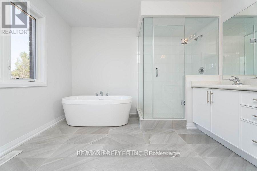 Main Floor - 1038 Hardy Way, Innisfil (Lefroy), Ontario  L0L 1W0 - Photo 16 - N13820882