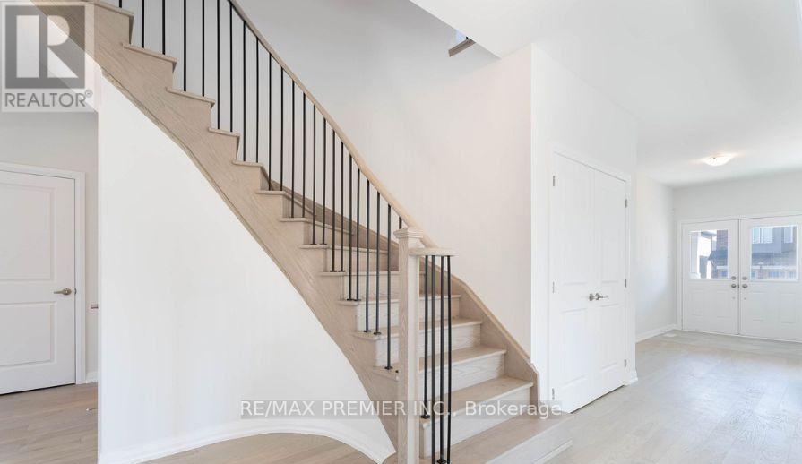 Main Floor - 1038 Hardy Way, Innisfil (Lefroy), Ontario  L0L 1W0 - Photo 7 - N13820882