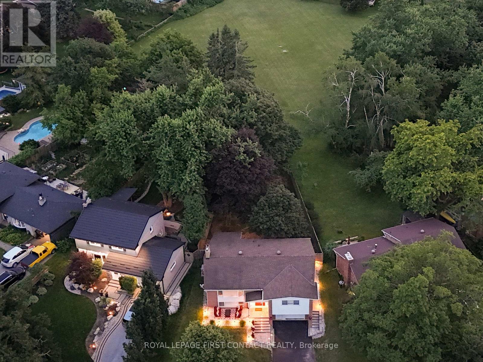 27 Tower Crescent, Barrie (Allandale Heights), Ontario  L4N 2V3 - Photo 2 - S13820696