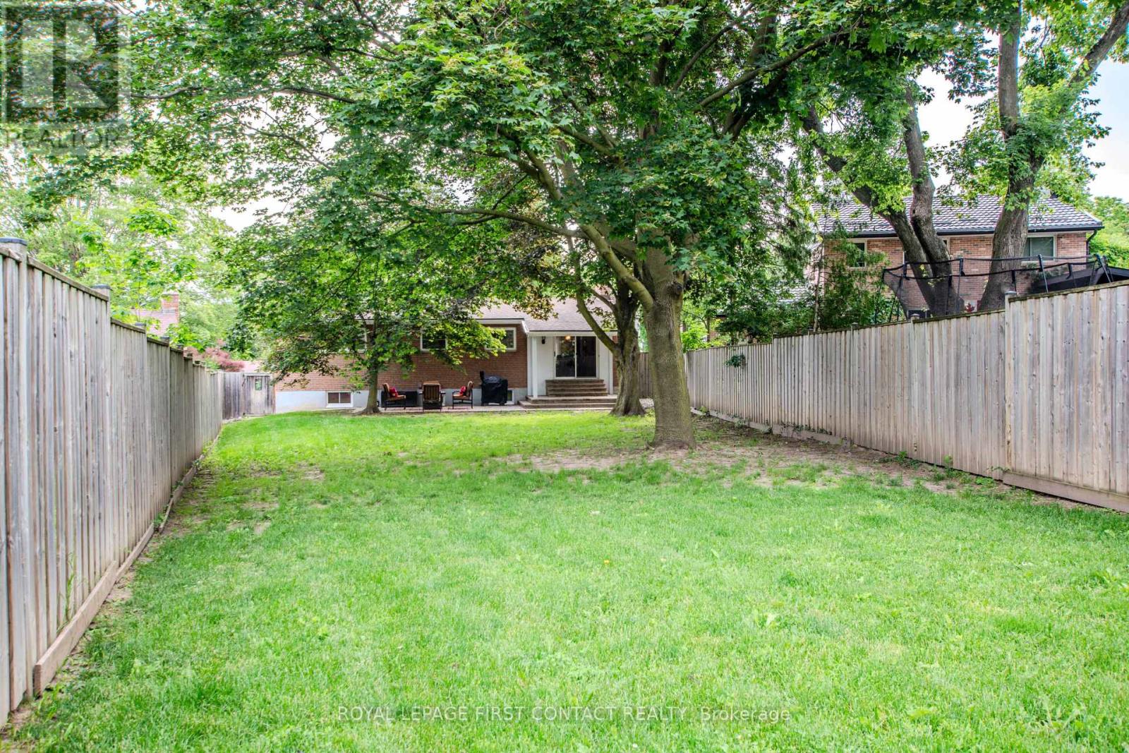 27 Tower Crescent, Barrie (Allandale Heights), Ontario  L4N 2V3 - Photo 35 - S13820696