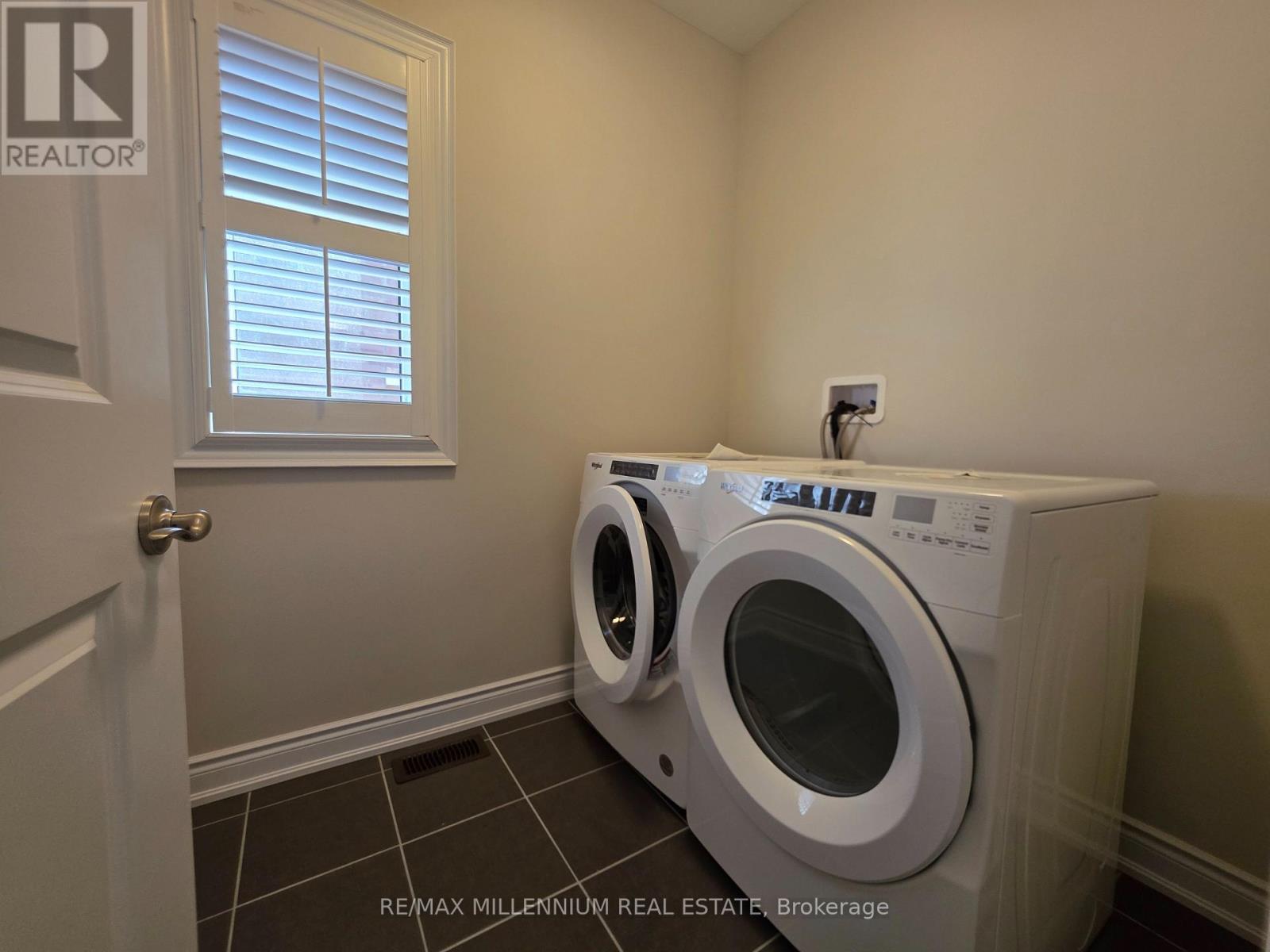 87 Bearberry Road E, Springwater, Ontario  L9X 2C9 - Photo 22 - S13820736