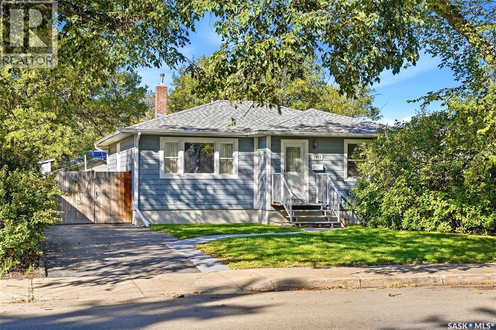 1010 Elphinstone Street, Regina, Saskatchewan  S4T 3L8 - Photo 1 - SK049253