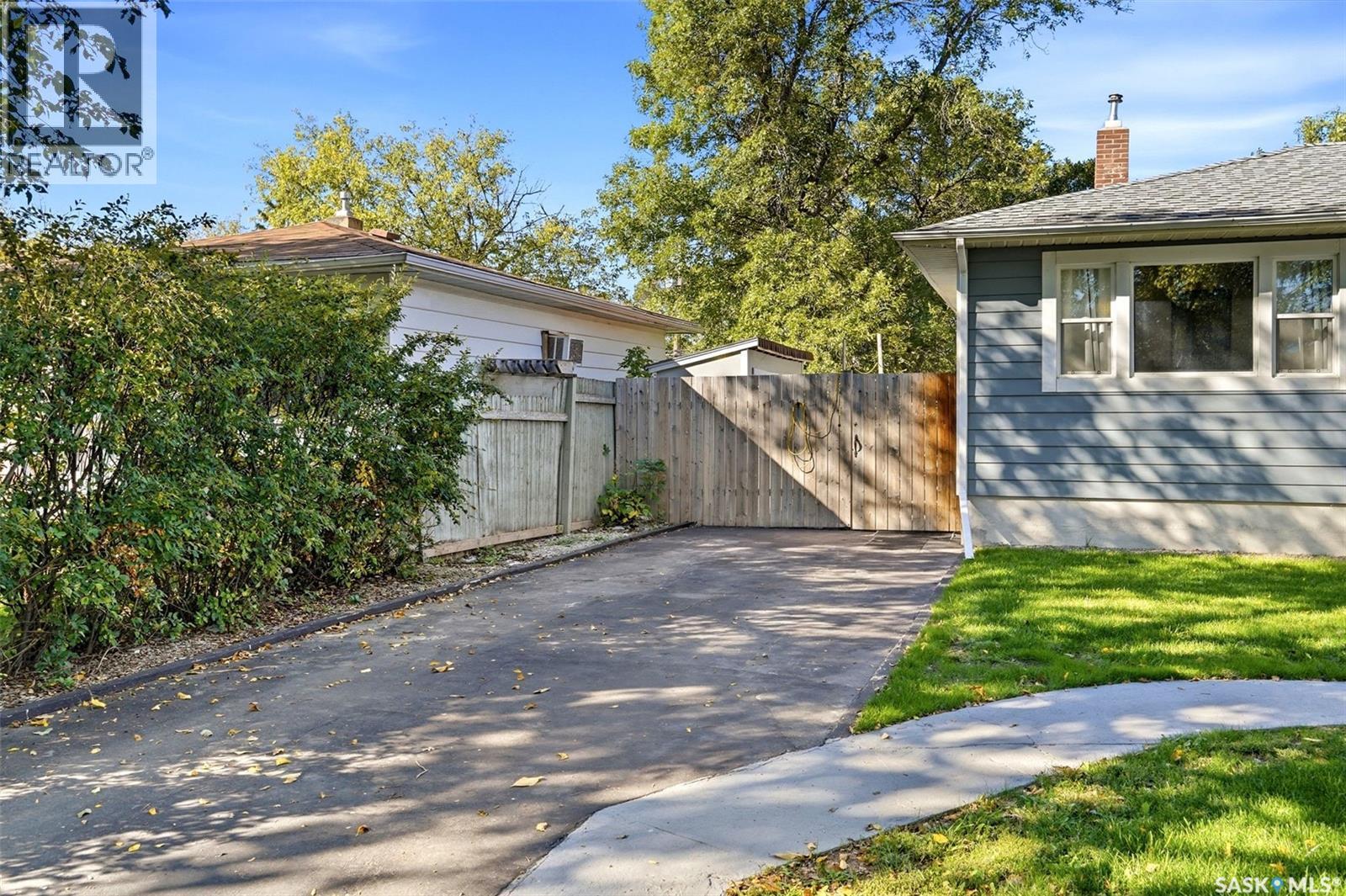 1010 Elphinstone Street, Regina, Saskatchewan  S4T 3L8 - Photo 41 - SK049253