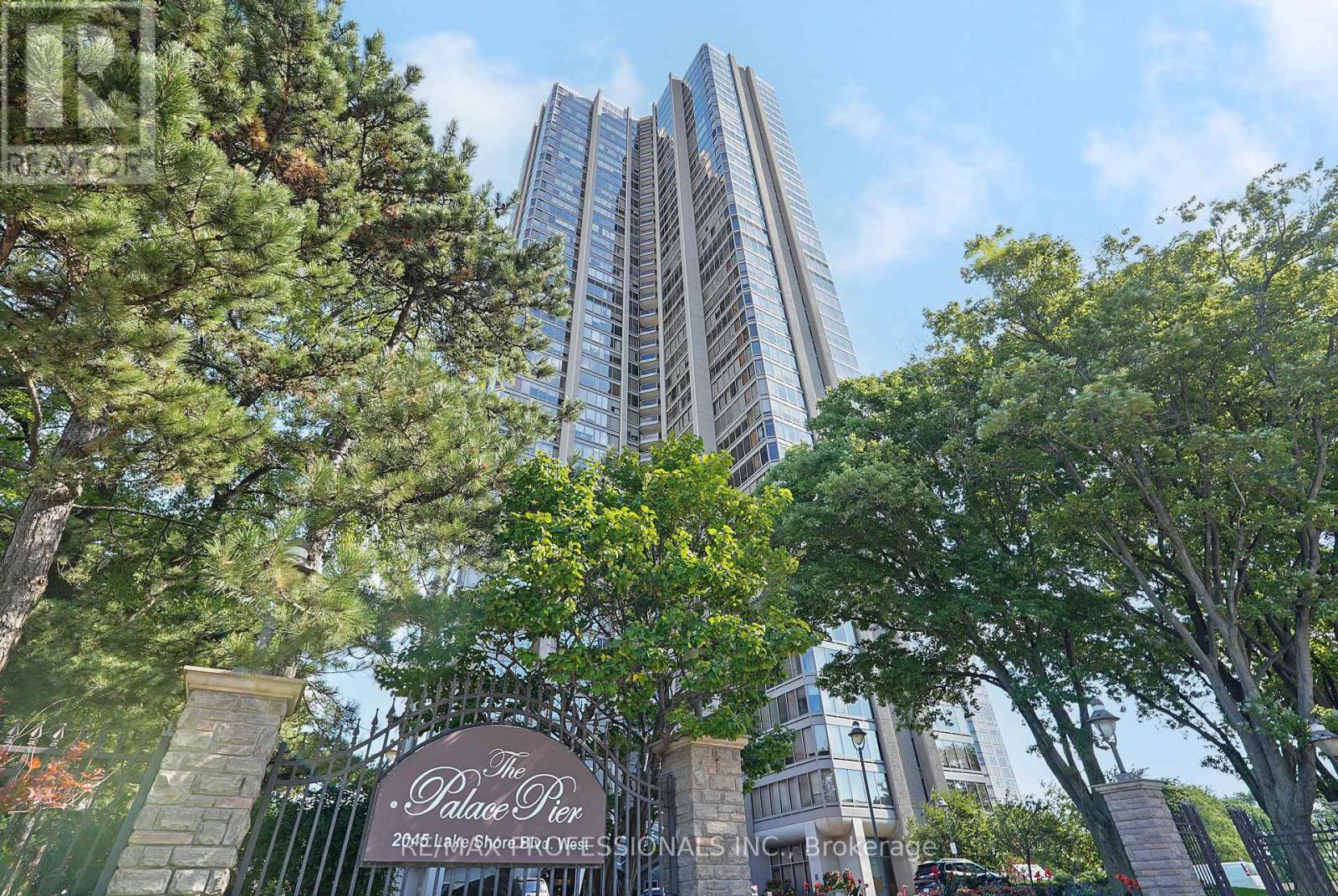 3507 - 2045 Lake Shore Boulevard W, Toronto, Ontario  M8V 2Z6 - Photo 2 - W13820704
