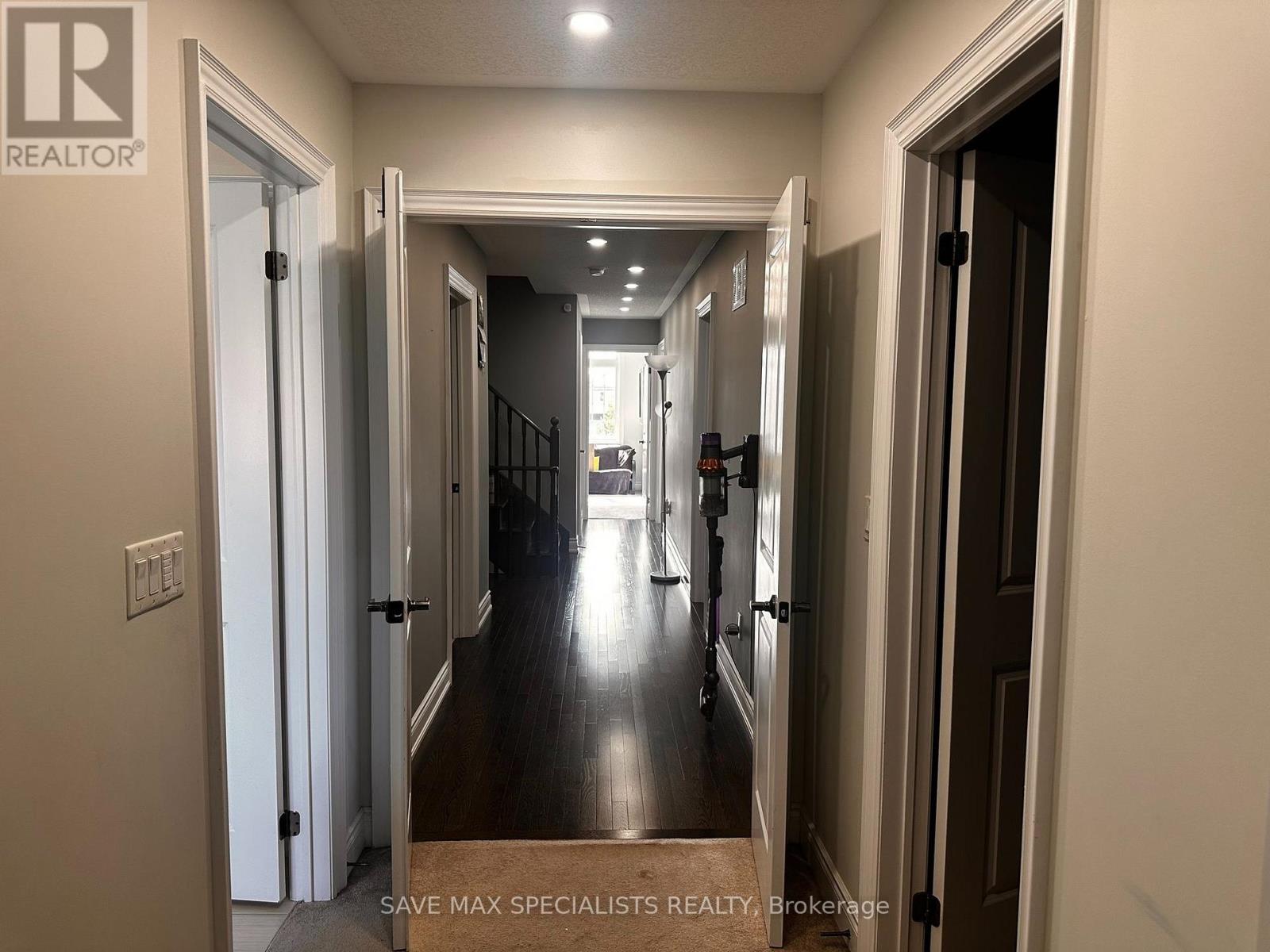 Main - 7538 Saint Barbara Boulevard, Mississauga, Ontario  L5W 0B6 - Photo 16 - W13820708
