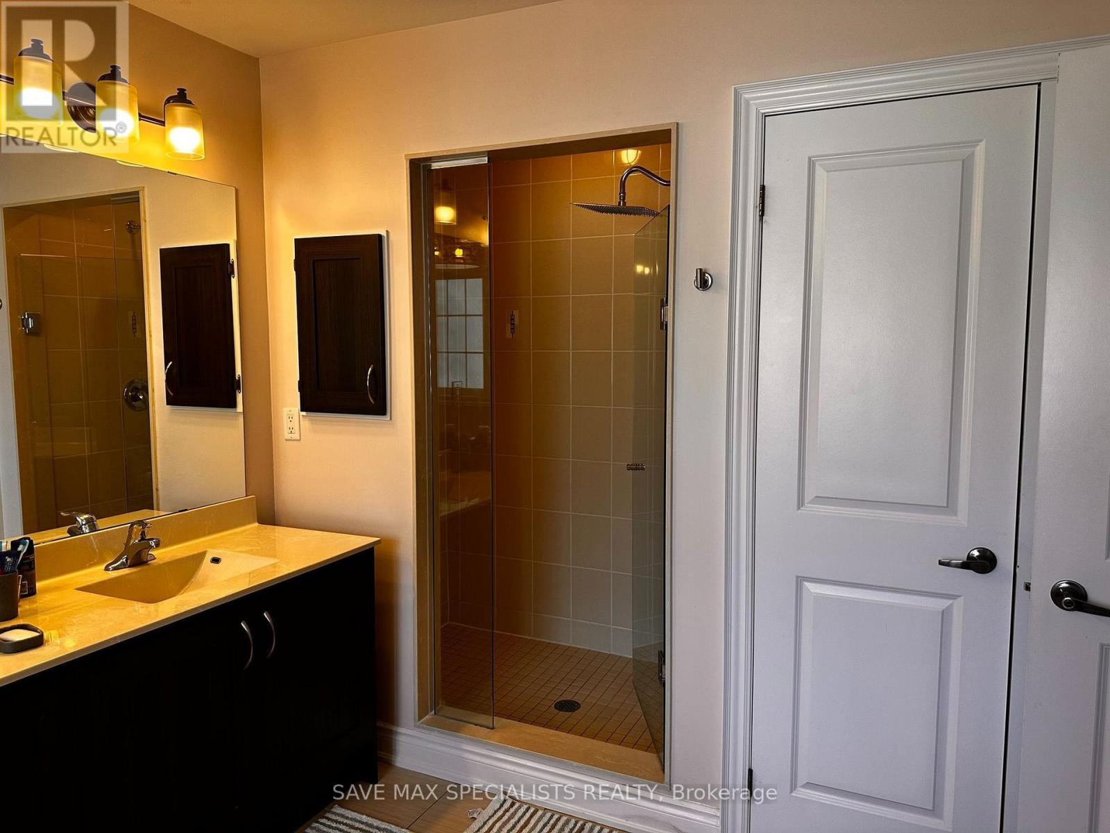 Main - 7538 Saint Barbara Boulevard, Mississauga, Ontario  L5W 0B6 - Photo 22 - W13820708