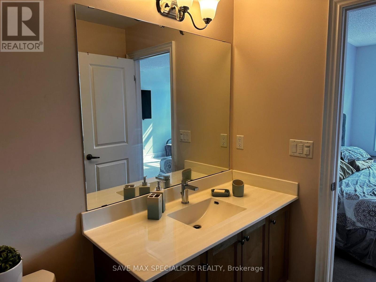 Main - 7538 Saint Barbara Boulevard, Mississauga, Ontario  L5W 0B6 - Photo 29 - W13820708