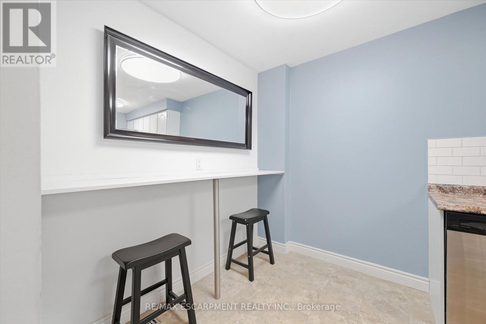 14 - 1548 Newlands Crescent, Burlington, Ontario  L7M 1V6 - Photo 37 - W13820746
