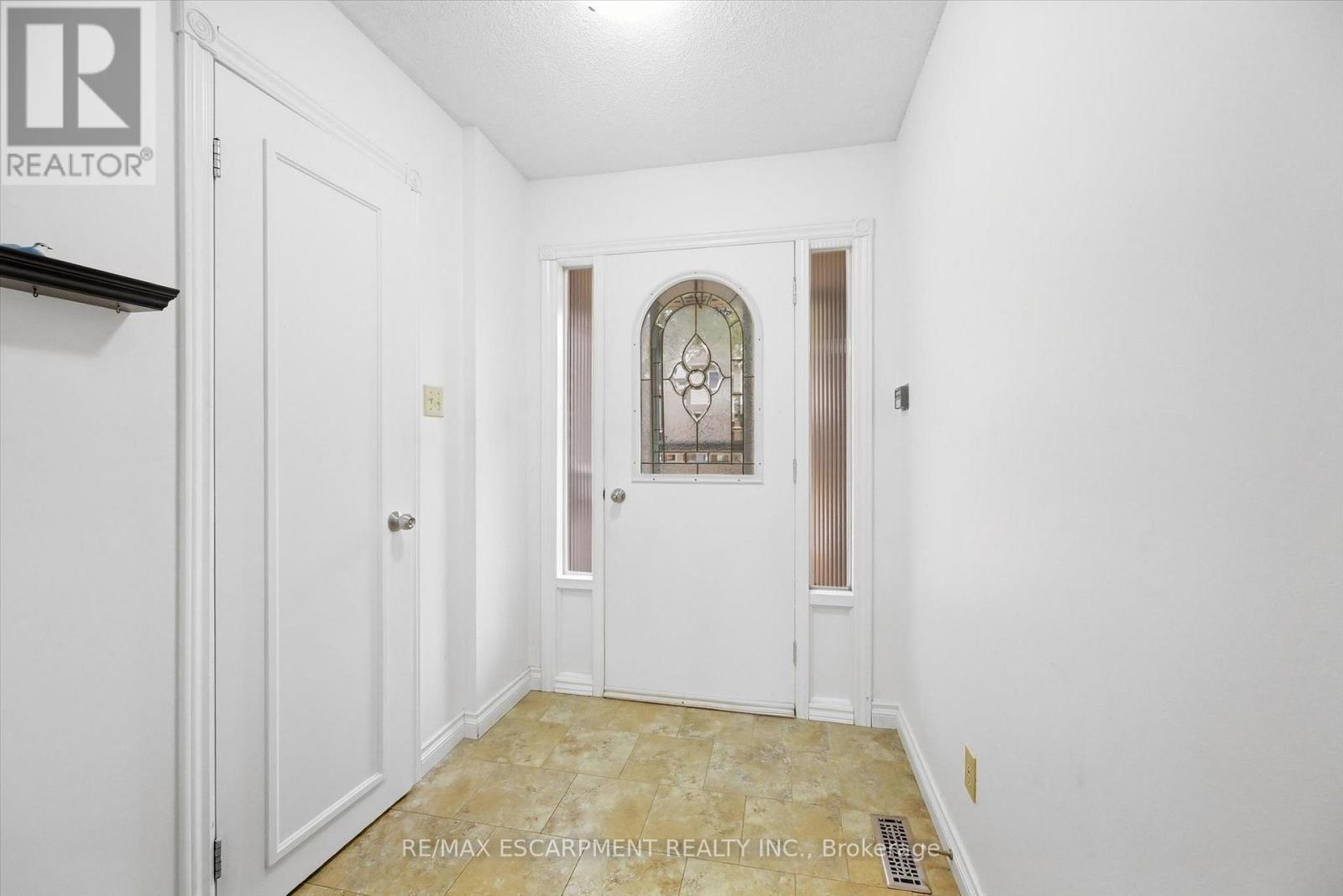 14 - 1548 Newlands Crescent, Burlington, Ontario  L7M 1V6 - Photo 6 - W13820746