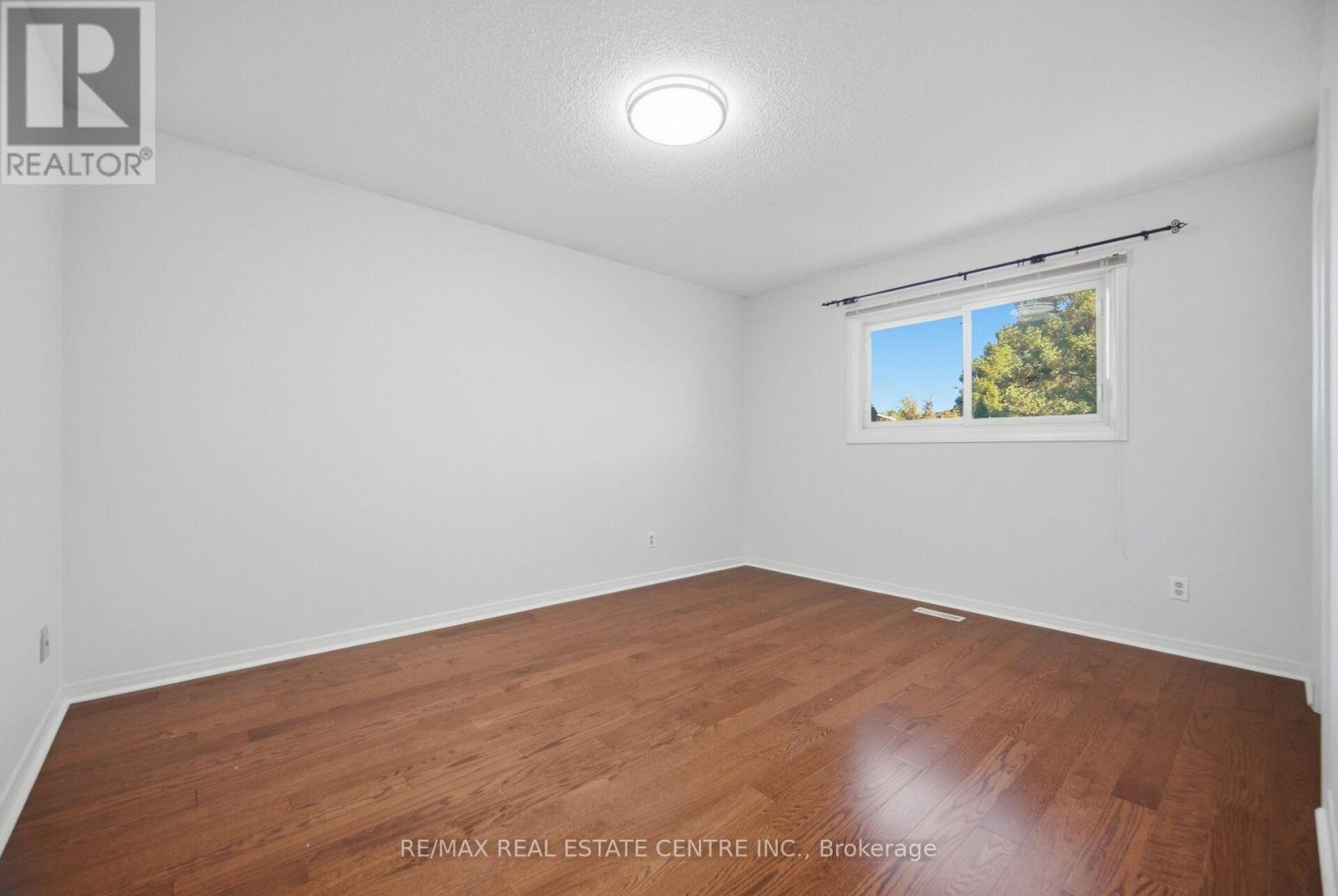1572 Maple Ridge Drive, Mississauga, Ontario  L4W 3C8 - Photo 29 - W13820750
