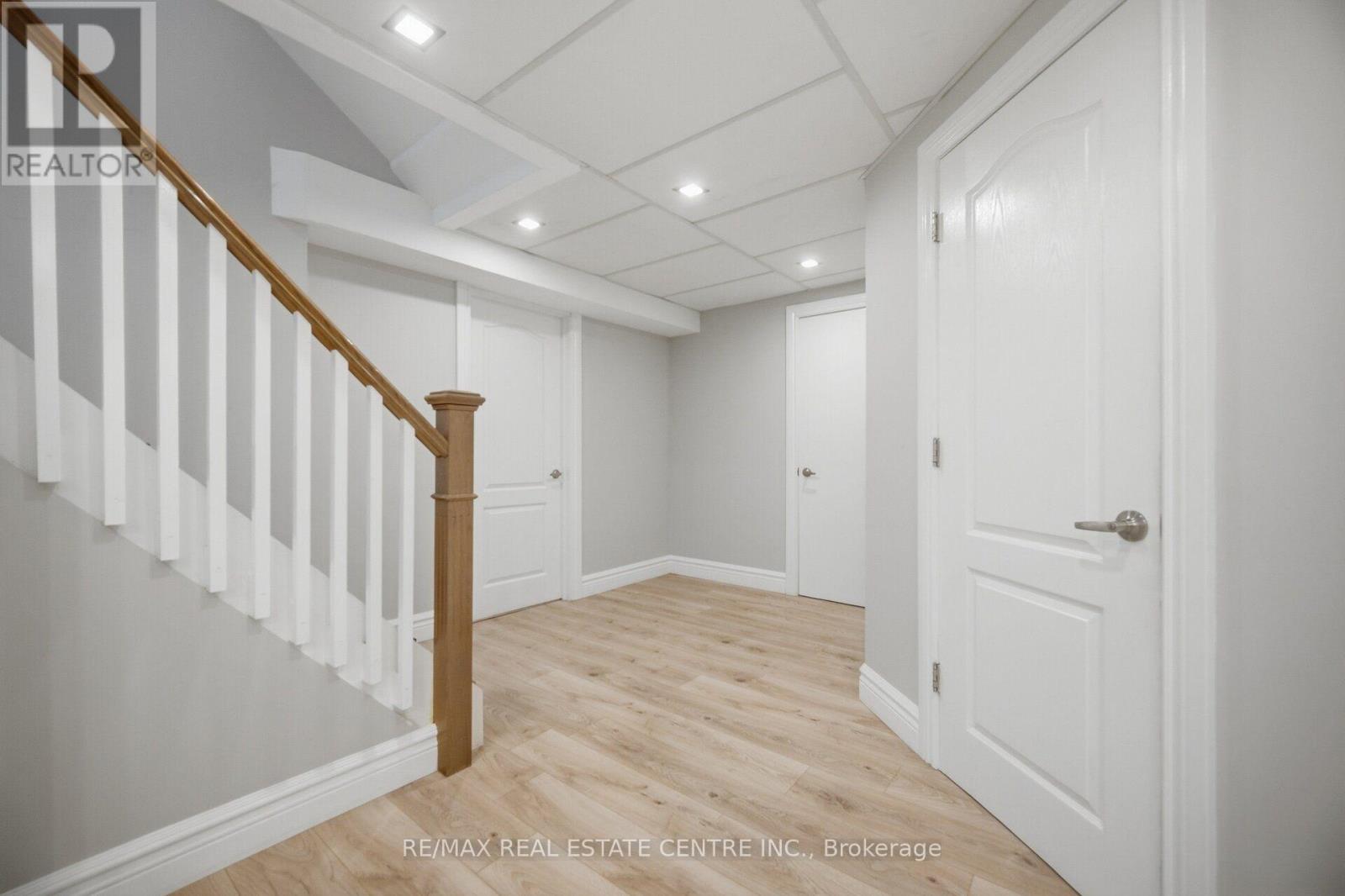 1572 Maple Ridge Drive, Mississauga, Ontario  L4W 3C8 - Photo 33 - W13820750