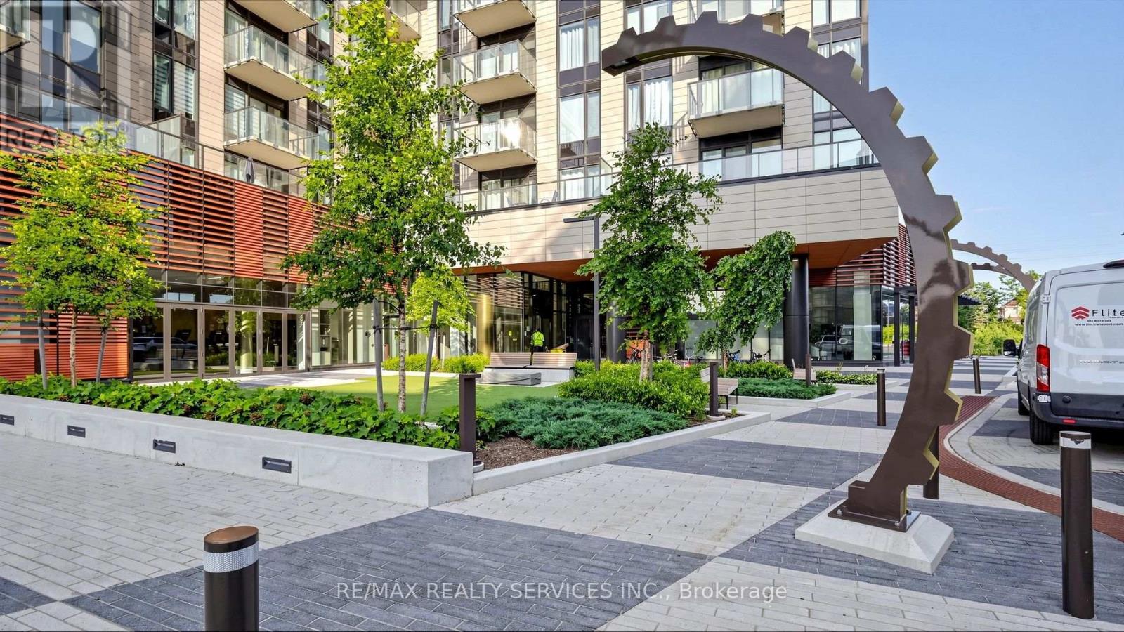 610 - 1415 Dundas Street E, Oakville, Ontario  L6H 7G1 - Photo 3 - W13820842