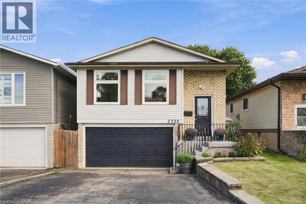 2328 MALCOLM Crescent, Burlington, Ontario