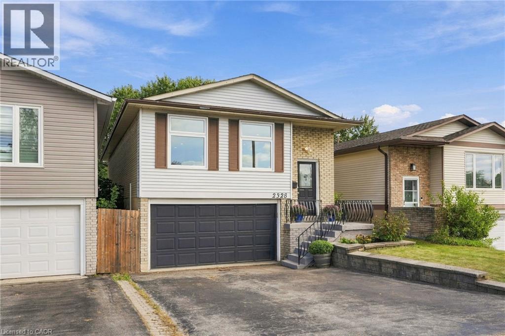 2328 Malcolm Crescent, Burlington, Ontario  L7P 4H4 - Photo 2 - 40865118