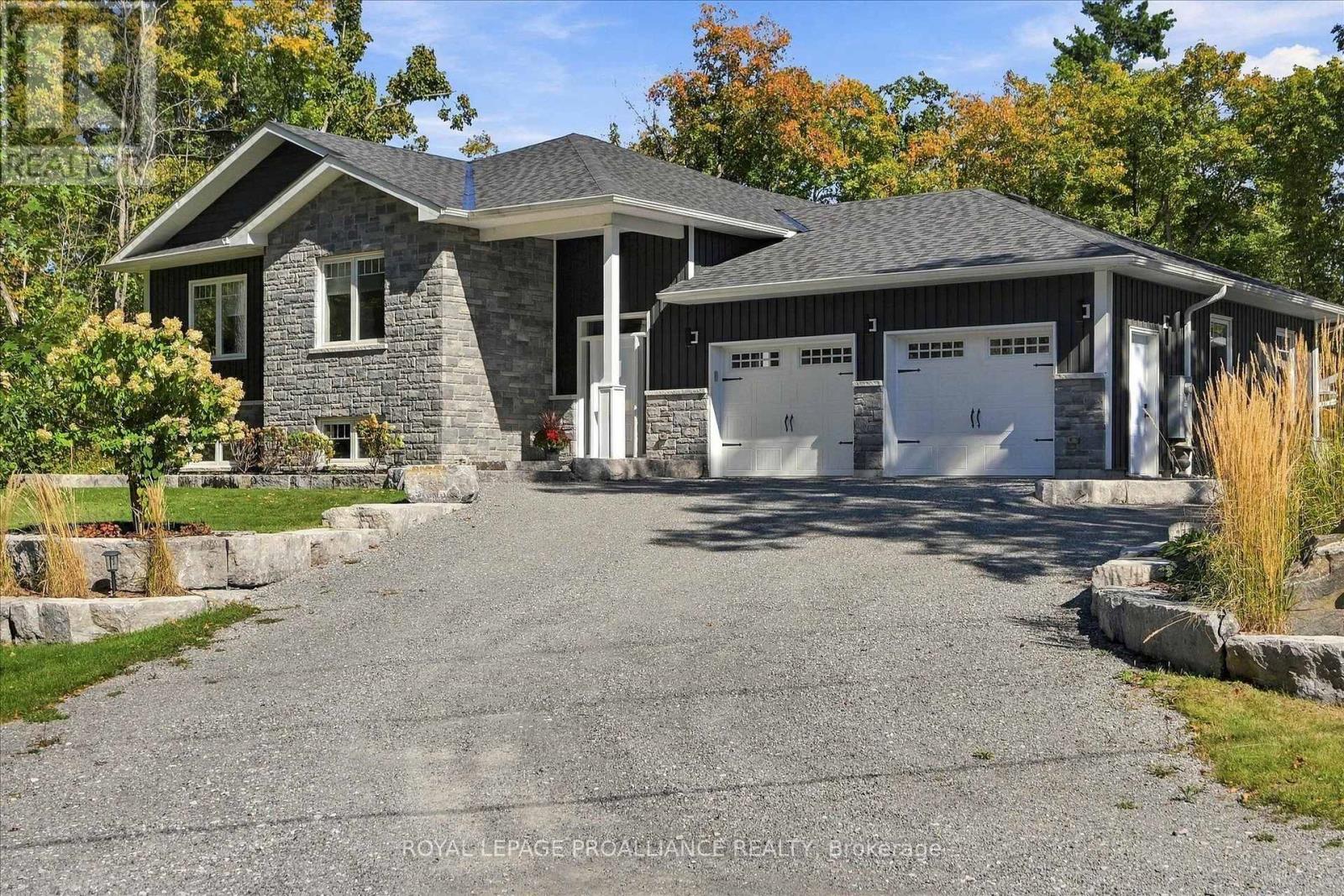 322 Elbow Point Road, Trent Lakes, Ontario  K0L 1J0 - Photo 2 - X13820748