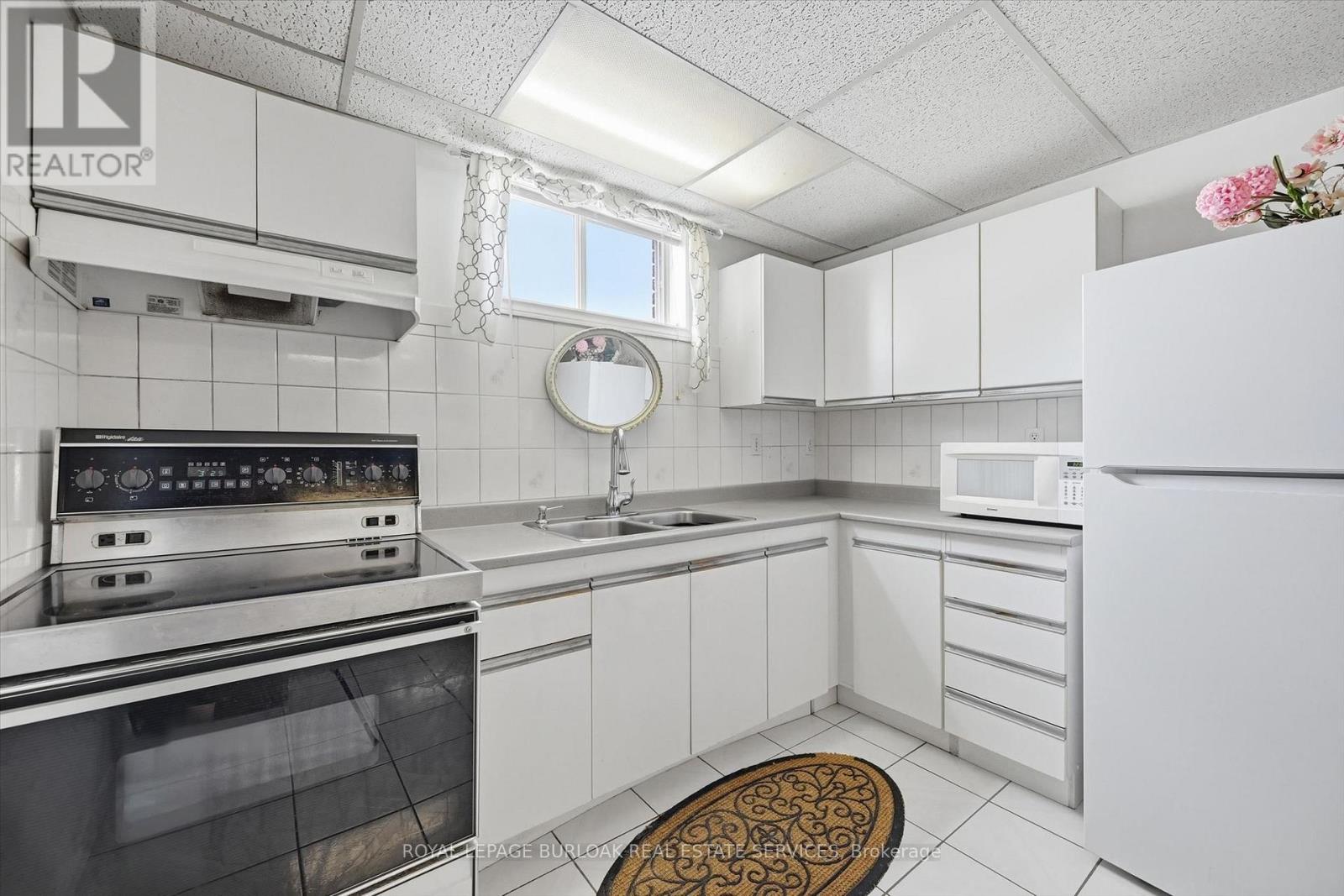 83 Oakridge Drive, Hamilton, Ontario  L8G 4P7 - Photo 33 - X13820754