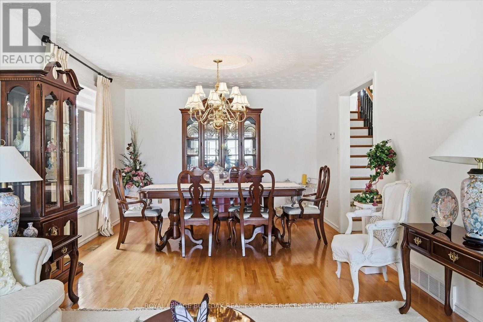 83 Oakridge Drive, Hamilton, Ontario  L8G 4P7 - Photo 8 - X13820754