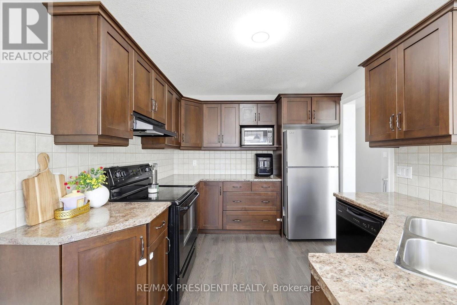 15 Harvest Court, St. Thomas, Ontario  N5R 0B8 - Photo 14 - X13820834