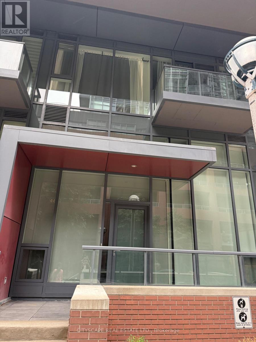 TH03 - 20 BRUYERS MEWS, Toronto, Ontario
