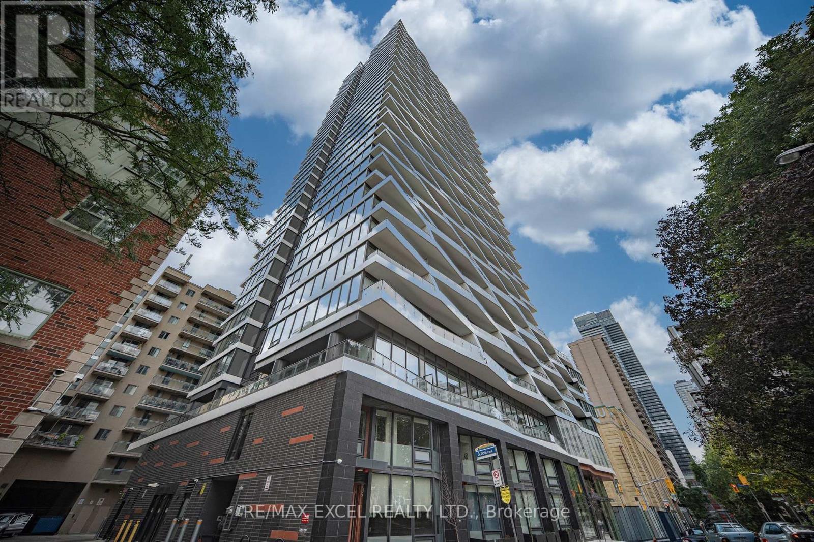 3203 - 85 WOOD STREET, Toronto, Ontario