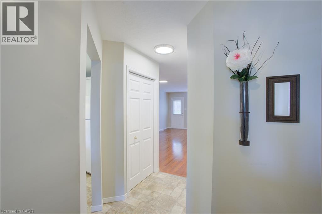 50 Midland Drive Unit# 6, Kitchener, Ontario N2A 2A7 - Photo 4 - 40828015
