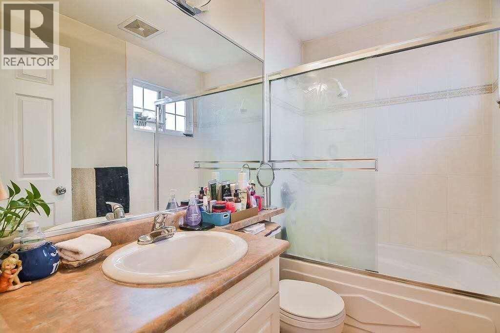 5737 Rumble Street, Burnaby, British Columbia  V5J 2C3 - Photo 8 - R3142295