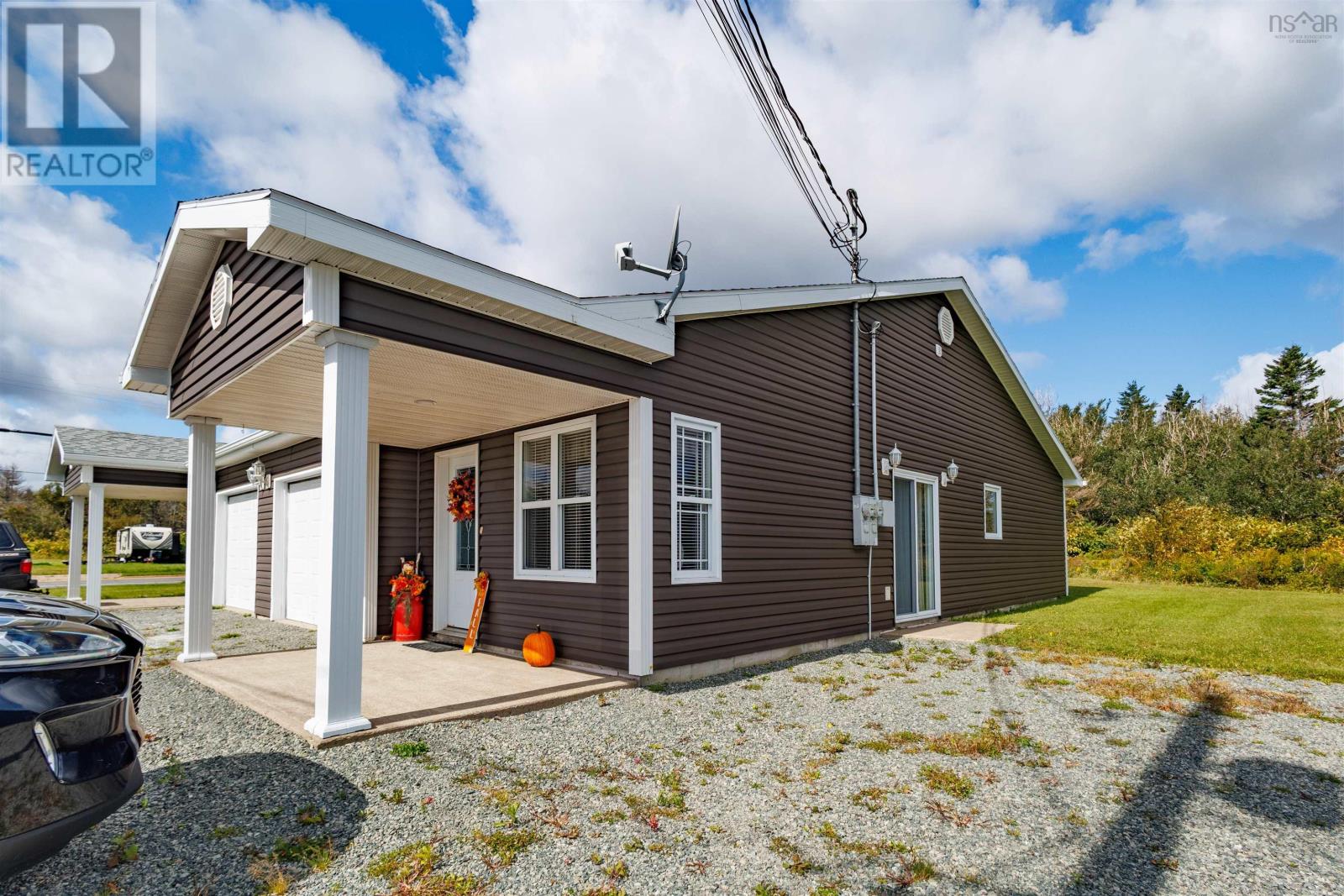 2577 Morien Hwy Highway, Port Morien, Nova Scotia  B1B 1C3 - Photo 5 - 202624173
