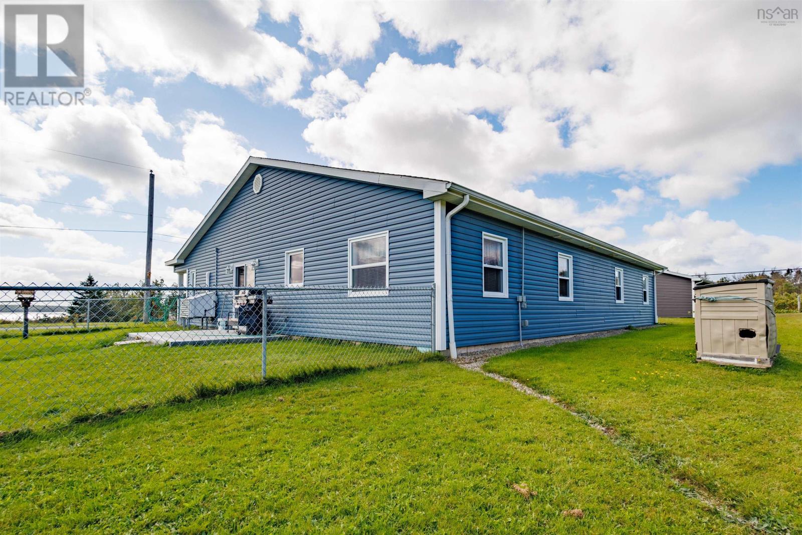 2581 Morien Hwy Highway, Port Morien, Nova Scotia  B1B 1C3 - Photo 4 - 202624174