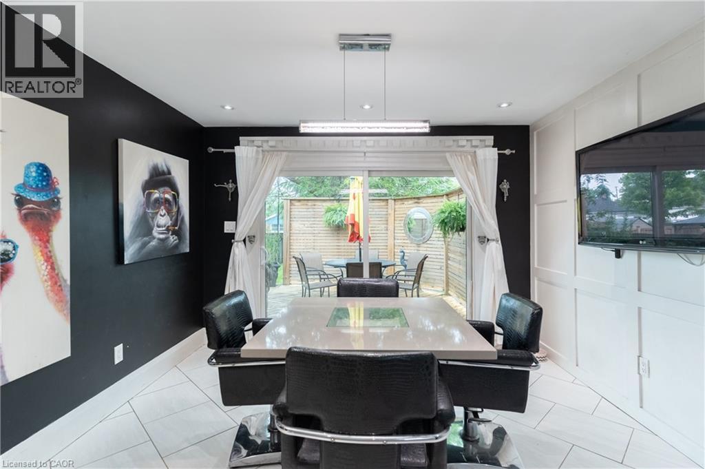 83 East 15th Street, Hamilton, Ontario  L9A 4E8 - Photo 10 - 40865514