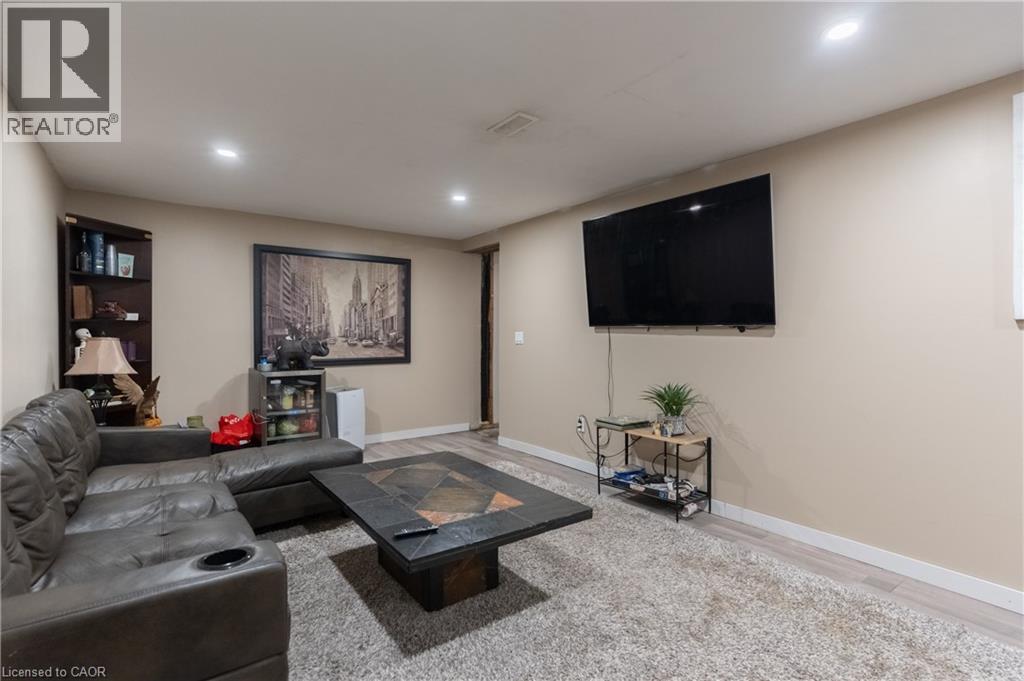 83 East 15th Street, Hamilton, Ontario  L9A 4E8 - Photo 35 - 40865514