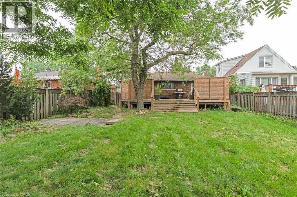 83 East 15th Street, Hamilton, Ontario  L9A 4E8 - Photo 47 - 40865514