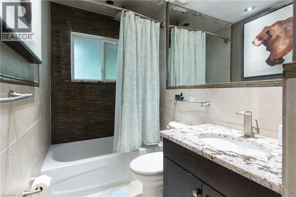 83 East 15th Street, Hamilton, Ontario  L9A 4E8 - Photo 25 - 40865514