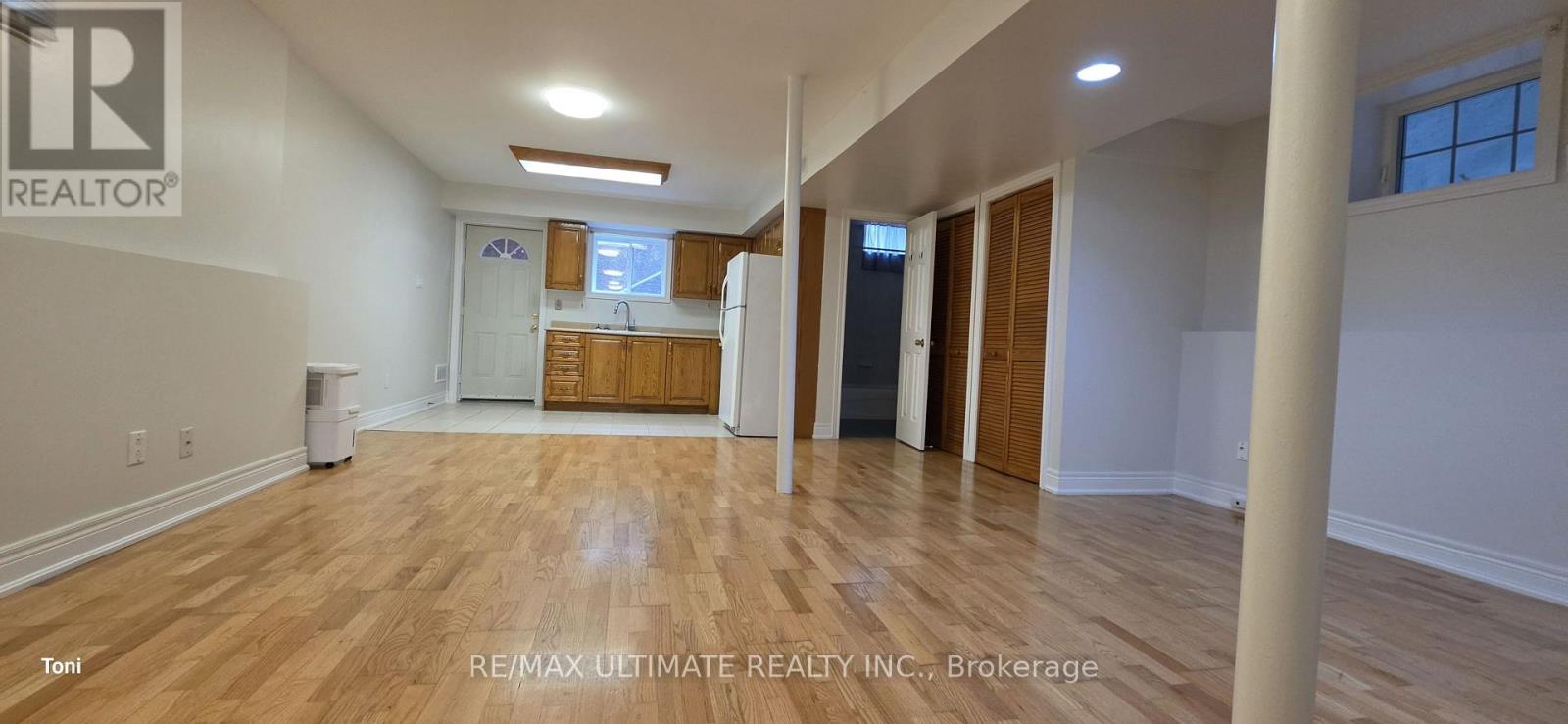 Bsmt - 34 Peterborough Avenue, Toronto, Ontario  M6H 2K7 - Photo 9 - W13818762